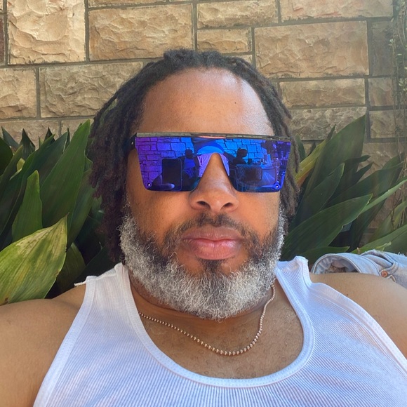 Meet your Posher, Jimmy - Picture 1 of 1